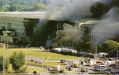 Le Pentagone en feu après l'attaque